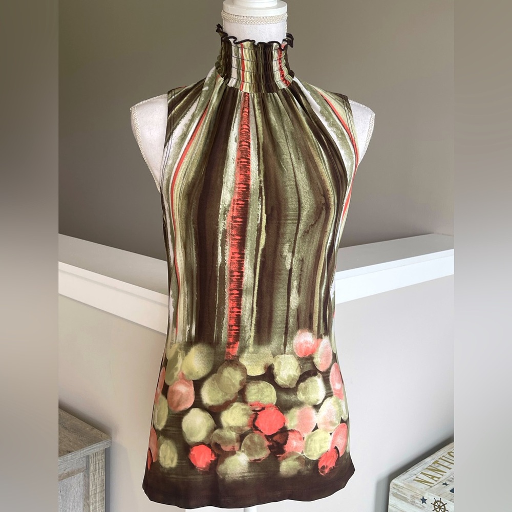 Multicolor Sleeveless High-Neck Top
